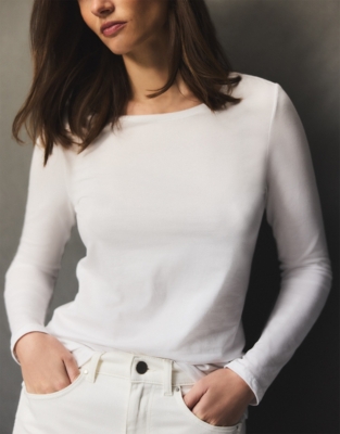 white long sleeve t shirt dress