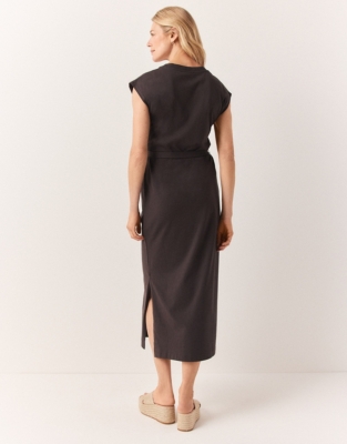 Extended Shoulder V-Neck Jersey Dress