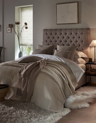 Farlow Quilt & Cushion Cover Collection