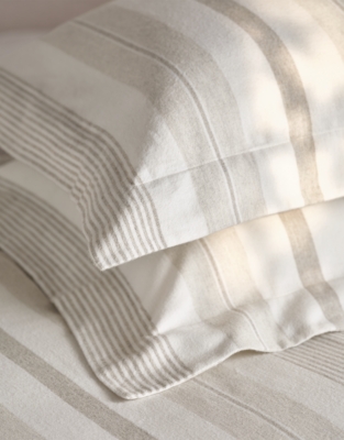 Farne Stripe Oxford Pillowcase – Single