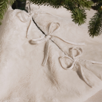 Faux Fur Tree Skirt