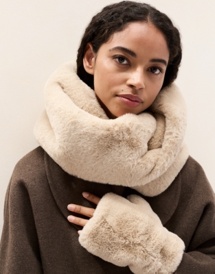 Faux Fur Wrist Warmers - Dusty Taupe