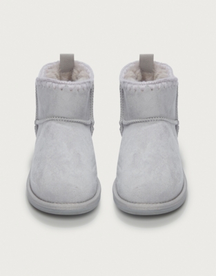 White company cosy online slipper boots