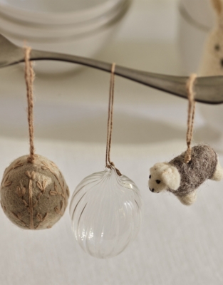 Felt Sheep Decorations – Set of 2