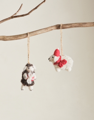 Felt Sheep Decorations – Set of 2