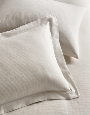 Findon Stripe Oxford Pillowcase – Single