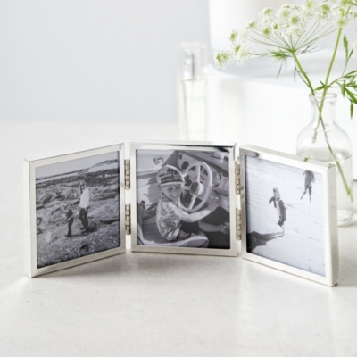 4x6 Three Picture Frame Trifold Hinged Photo Frame with 3 Opening