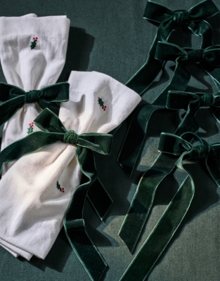 Fir Green Ribbon Napkin Bows – Set of 6