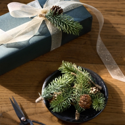 Fir and Pinecone Decorations – Set of 6