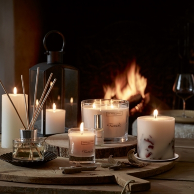 Fireside Botanical Candle – Medium