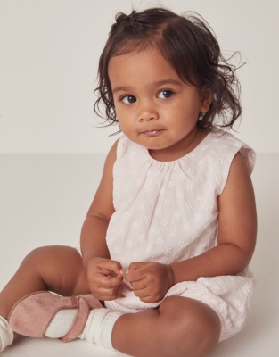 White company outlet baby girl clothes