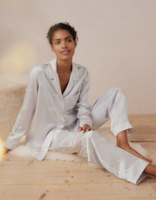 The white discount company silk pyjamas