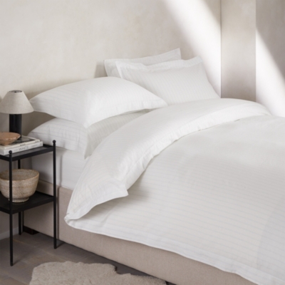 Flores Bed Linen Collection