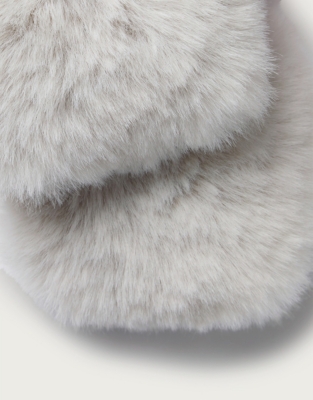 Fluffy Handwarmers | Accessories Sale | The White Company UK