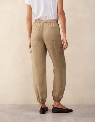 Fluid Joggers