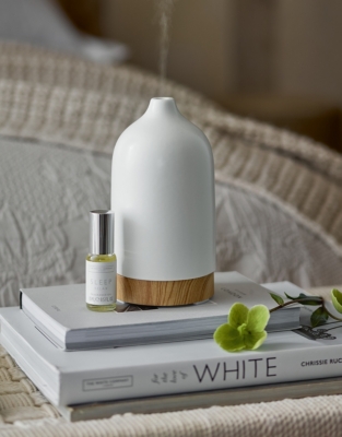 For the love of white – Book by Chrissie Rucker OBE
