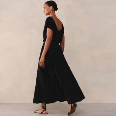 Full Pleated Skirt