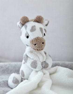 Gigi Giraffe Comforter