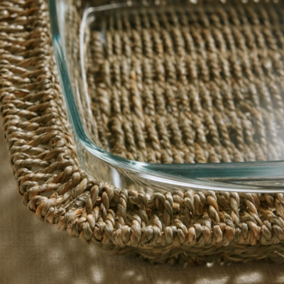 Glass & Seagrass Oven Dish – Medium