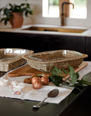 Glass & Seagrass Oven Dish – Medium