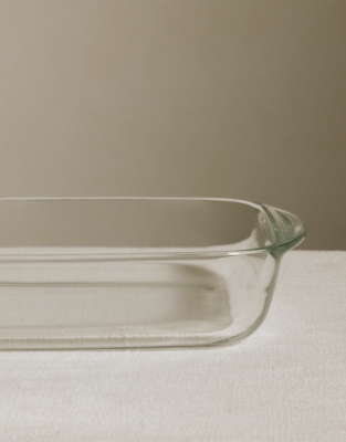Glass & Seagrass Oven Dish – Medium