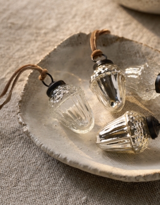 Glass Mini Acorn Decorations – Set of 6