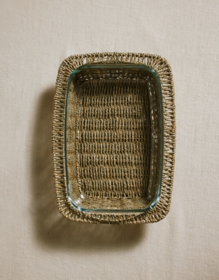 Glass and Seagrass Oven Dish – Large