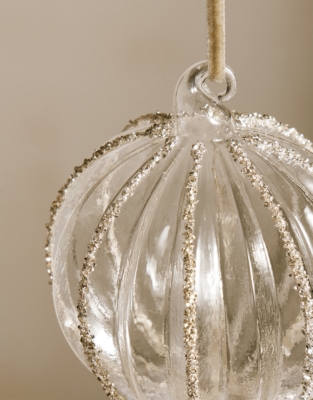 Glitter Ribbed Bauble – 10cm