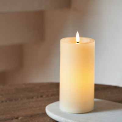 Glow LED Candle – Medium