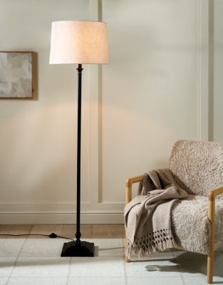Harris Floor Lamp – Black