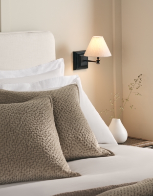 Harris Rechargeable Wall Light – Black
