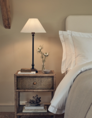 Harris Table Lamp – Black
