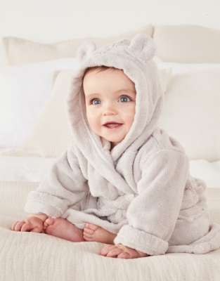 White company baby online boy pyjamas