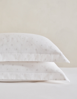 White/Soft Grey