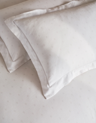 White/Soft Grey