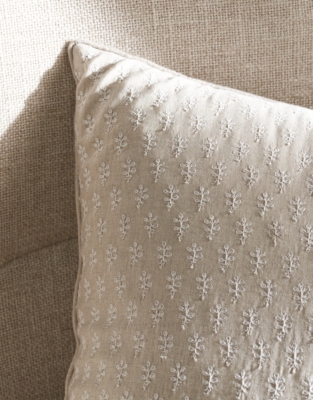 Isabella Cushion