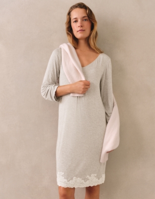 Jersey Appliqué Lace Long Sleeve Nightdress