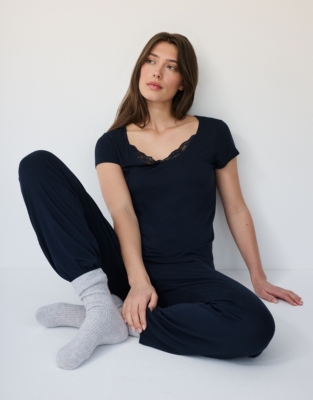 Jersey Lace Trim Scoop Neck Pyjama Set