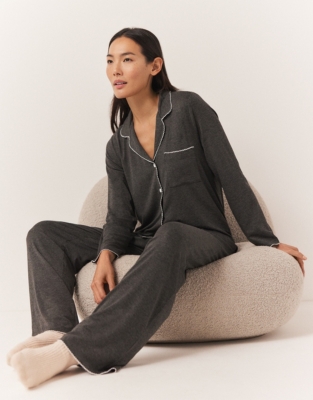 Jersey Stitch Edge Classic Pajama Set