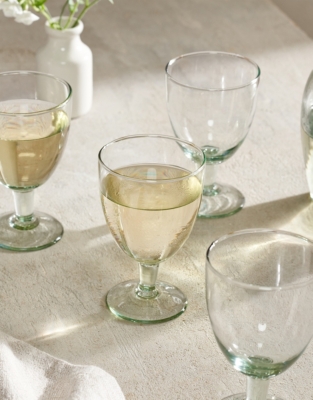Kinsley Wine Glasses – Set of 4