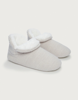 White company hot sale slippers