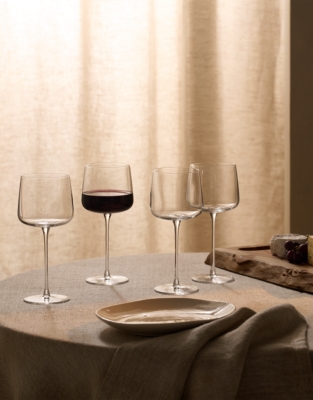 LSA International Metropolitan Red Wine Glasses – Set of 4