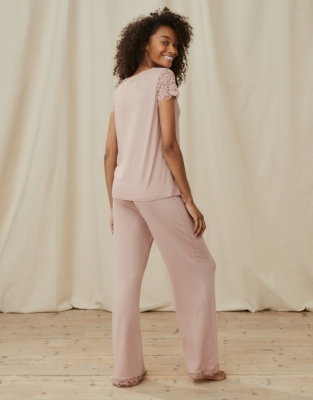 LaceSleeve VNeck Pyjama Set Pyjamas The White Company UK