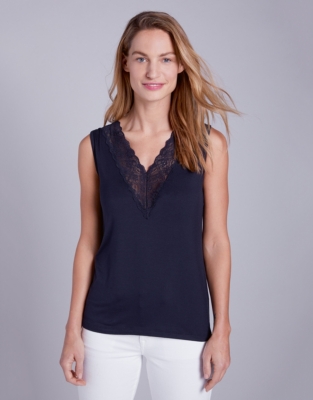 v neck lace