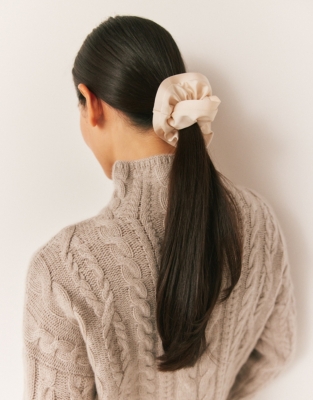 Large Satin Trim Scrunchie - Champagne