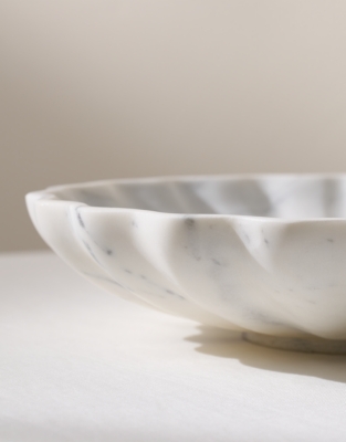 Larton Large Scalloped Bowl