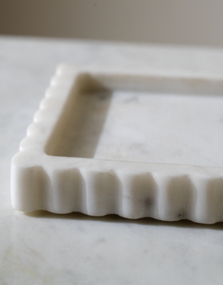 Larton Marble Scalloped Tray