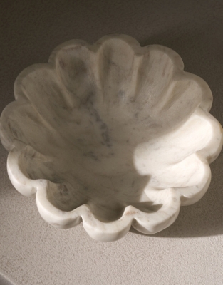 Larton Scalloped Marble Bowl