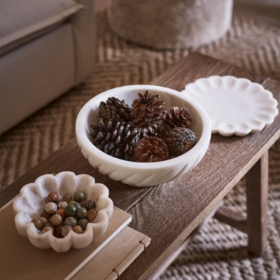 Larton Scalloped Marble Plate