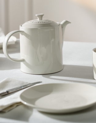 Le Creuset Grand Teapot – 1.3L